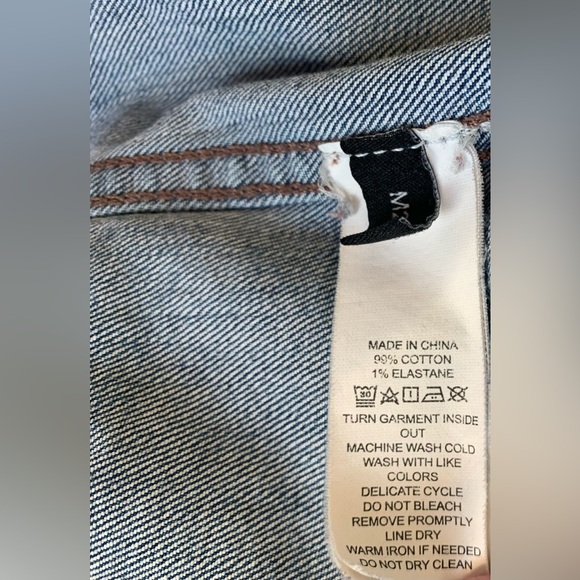 Excellent Condition, Kate Spade Oversized Denim Studded Jean Jacket, Size Large - Picture 16 of 16